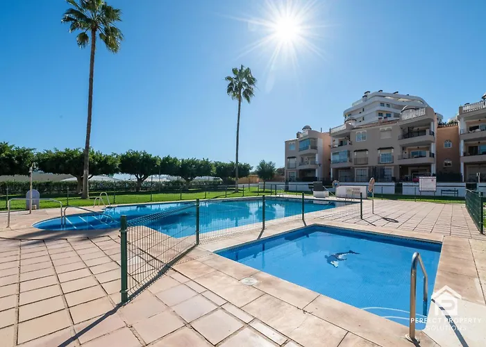 Castillo By Sea View Апартаменты *