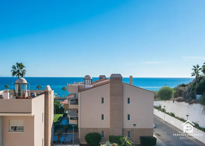 Castillo By Sea View Apartment *