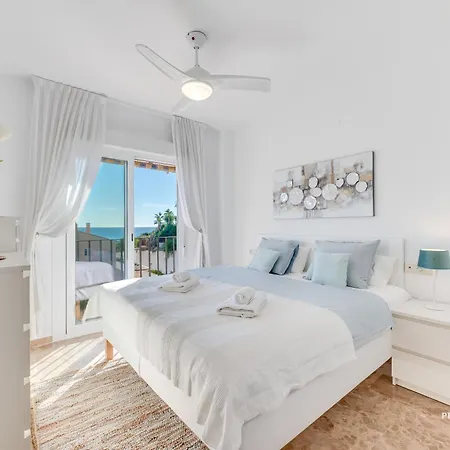 Cozy 2br With Sea View, Pools, Parking By Castillo Apartment Fuengirola