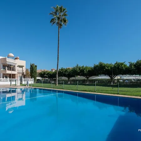 Apartment Cozy 2br With Sea View, Pools, Parking By Castillo Fuengirola