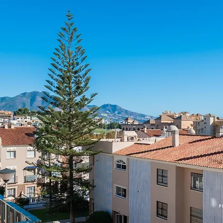 Apartment Cozy 2br With Sea View, Pools, Parking By Castillo