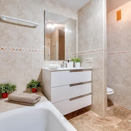 Castillo By Sea View